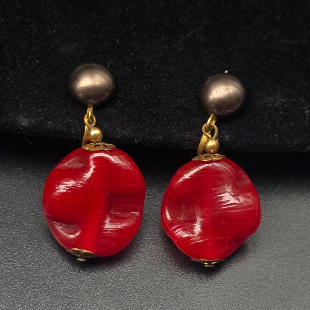 Vintage Red Glass Screw Back Earrings Brown Faux Pearl Costume Jewelry